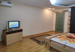 2-к квартира, вторичка, 83м2, 3/5 этаж