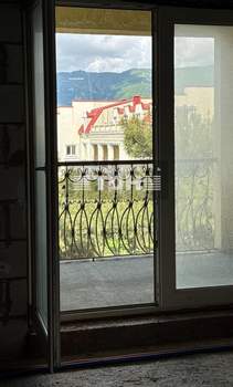 3-к квартира, вторичка, 199м2, 5/6 этаж