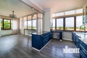 5-к квартира, вторичка, 294м2, 4/4 этаж