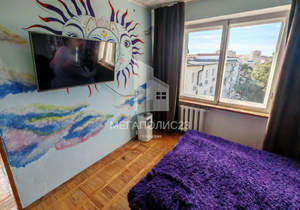 4-к квартира, вторичка, 63м2, 5/5 этаж