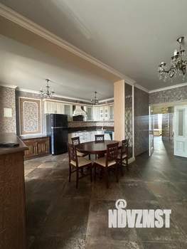 2-к квартира, вторичка, 100м2, 1/8 этаж