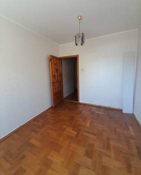3-к квартира, вторичка, 63м2, 2/9 этаж