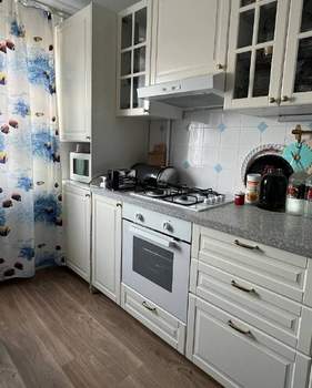 3-к квартира, вторичка, 60м2, 4/4 этаж