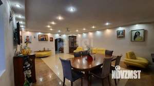 4-к квартира, вторичка, 168м2, 1/7 этаж