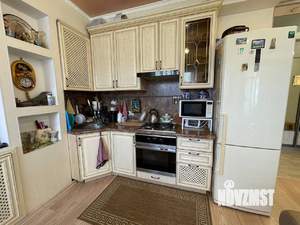 2-к квартира, вторичка, 67м2, 1/3 этаж