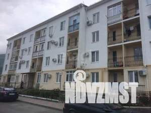 2-к квартира, вторичка, 35м2, 1/4 этаж