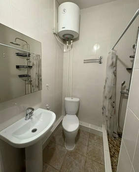 Студия квартира, вторичка, 15м2, 1/7 этаж