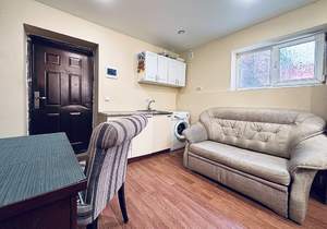 Студия квартира, вторичка, 16м2, 1/4 этаж