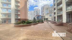 Студия квартира, вторичка, 33м2, 1/13 этаж