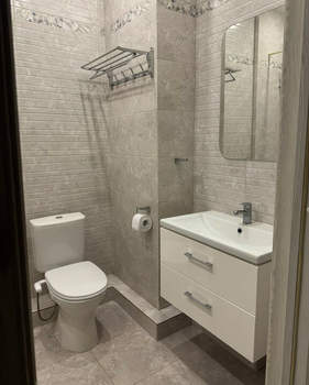 1-к квартира, вторичка, 43м2, 1/7 этаж