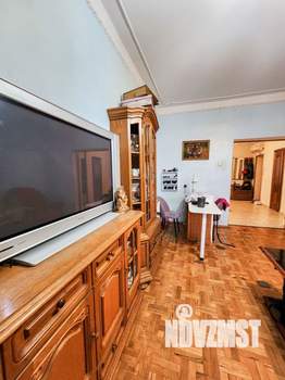 3-к квартира, вторичка, 100м2, 1/6 этаж