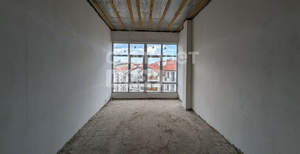 3-к квартира, вторичка, 76м2, 8/8 этаж