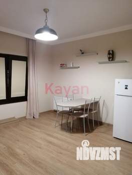 2-к квартира, вторичка, 45м2, 1/9 этаж