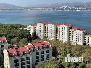 2-к квартира, вторичка, 130м2, 3/7 этаж