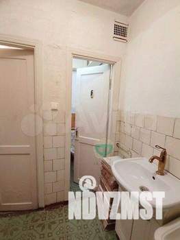 1-к квартира, вторичка, 13м2, 5/5 этаж
