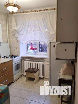 2-к квартира, вторичка, 42м2, 4/5 этаж