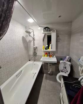 1-к квартира, вторичка, 40м2, 1/5 этаж