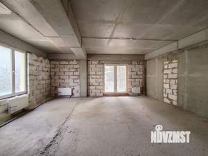 4-к квартира, вторичка, 131м2, 3/6 этаж