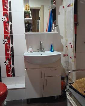 2-к квартира, вторичка, 49м2, 1/5 этаж