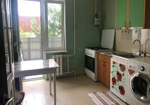 2-к квартира, вторичка, 62м2, 1/9 этаж
