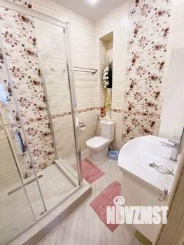 2-к квартира, вторичка, 64м2, 1/6 этаж