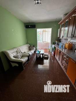 2-к квартира, вторичка, 70м2, 1/6 этаж