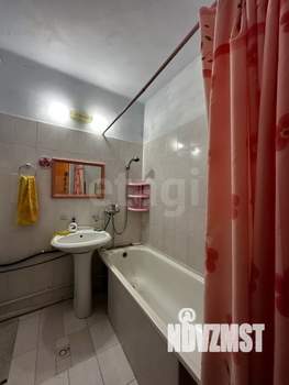 3-к квартира, вторичка, 85м2, 1/1 этаж