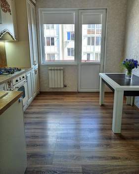 2-к квартира, вторичка, 63м2, 4/6 этаж