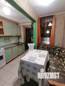 2-к квартира, вторичка, 53м2, 1/10 этаж