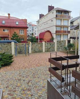 3-к квартира, вторичка, 96м2, 2/3 этаж