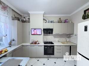 2-к квартира, вторичка, 72м2, 1/5 этаж