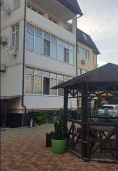 3-к квартира, вторичка, 95м2, 2/4 этаж
