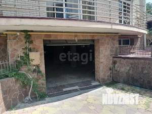 4-к квартира, вторичка, 235м2, 3/4 этаж