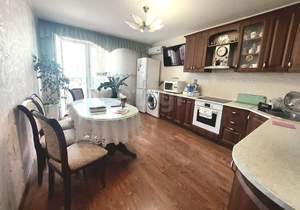 2-к квартира, вторичка, 63м2, 8/16 этаж