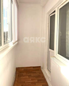 2-к квартира, вторичка, 63м2, 4/16 этаж