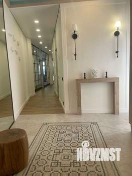 2-к квартира, вторичка, 104м2, 2/3 этаж