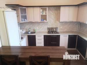 5-к квартира, вторичка, 200м2, 3/4 этаж