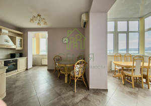 4-к квартира, вторичка, 205м2, 9/10 этаж