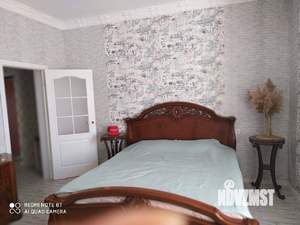 3-к квартира, вторичка, 140м2, 1/3 этаж