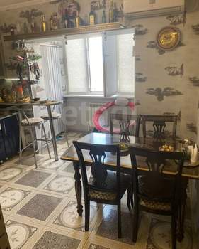 3-к квартира, вторичка, 83м2, 4/4 этаж