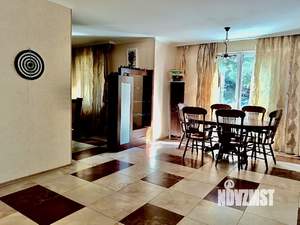 4-к квартира, вторичка, 145м2, 2/7 этаж
