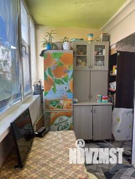 2-к квартира, вторичка, 42м2, 3/3 этаж