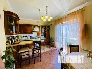 2-к квартира, вторичка, 76м2, 4/5 этаж