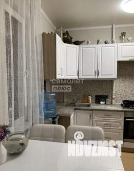 2-к квартира, вторичка, 45м2, 1/4 этаж