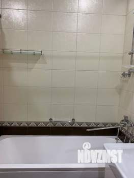2-к квартира, вторичка, 63м2, 1/4 этаж