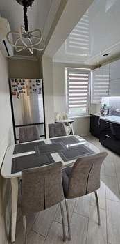 2-к квартира, вторичка, 50м2, 1/4 этаж