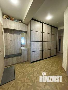 3-к квартира, вторичка, 98м2, 9/9 этаж