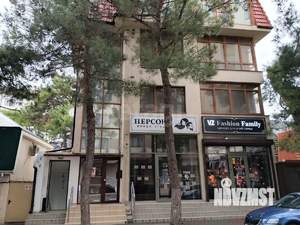 3-к квартира, вторичка, 177м2, 4/4 этаж