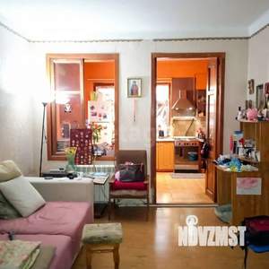 3-к квартира, вторичка, 68м2, 1/2 этаж