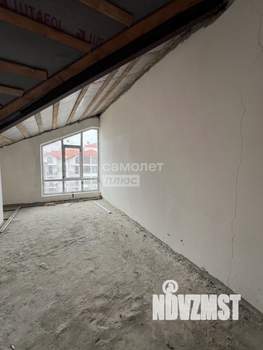 2-к квартира, вторичка, 76м2, 8/8 этаж